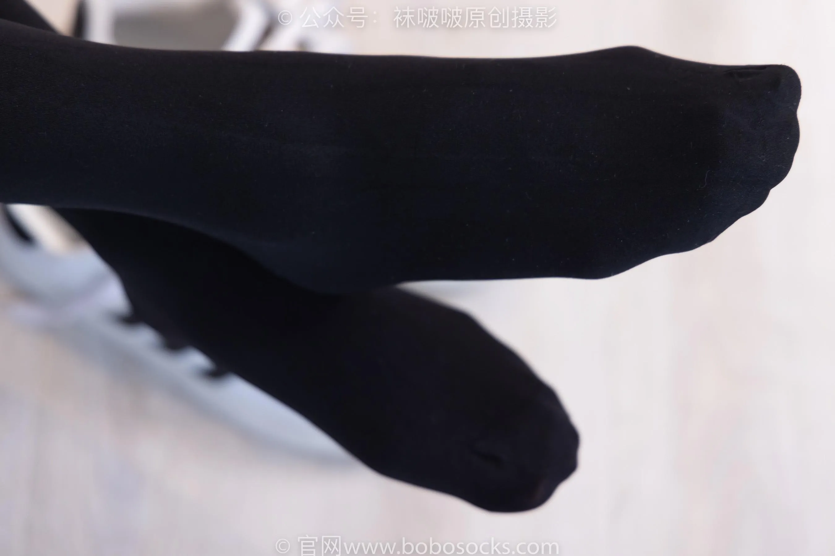 [BoBoSocks袜啵啵]NO.204 小沫-高跟鞋、贝壳头板鞋、白丝大腿袜、黑丝大腿袜[24] [46P]插图5